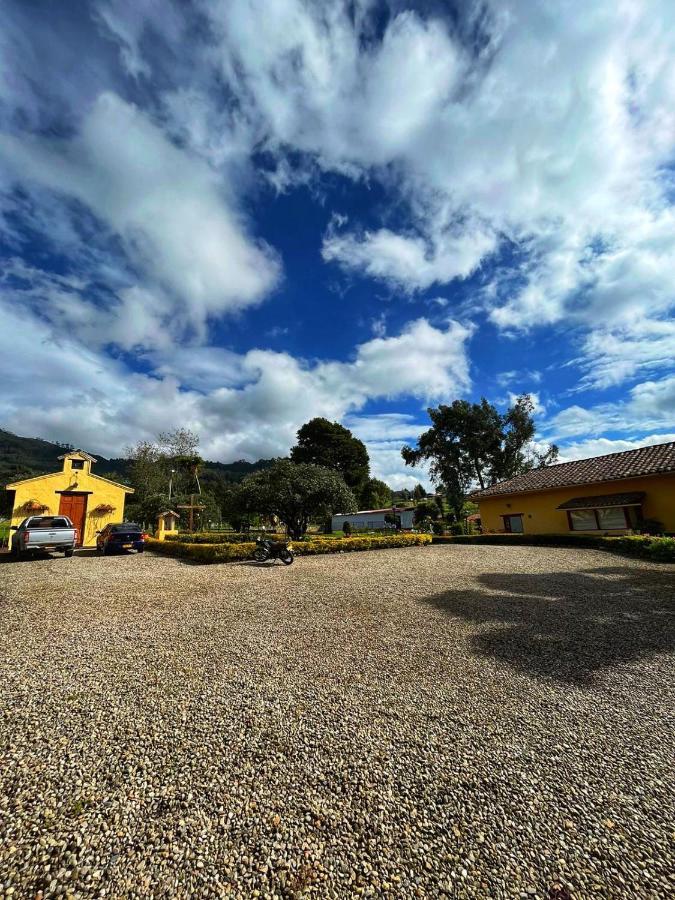 Hotel Campestre Franchesca Tabio Luaran gambar